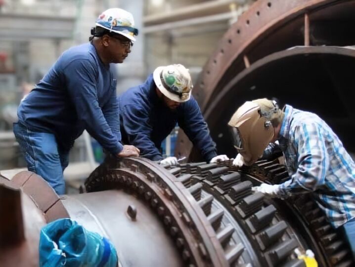 Featured Image – Turbine Workers